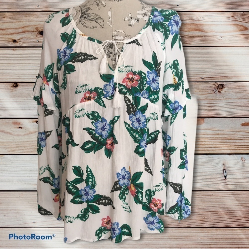 Old Navy Flower Top M